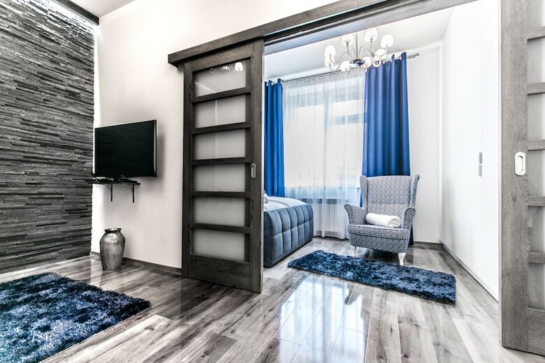 City Lights Apartments - Bosacka