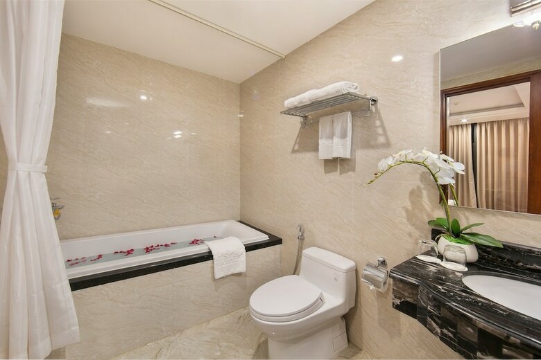 Royal St Hanoi Hotel
