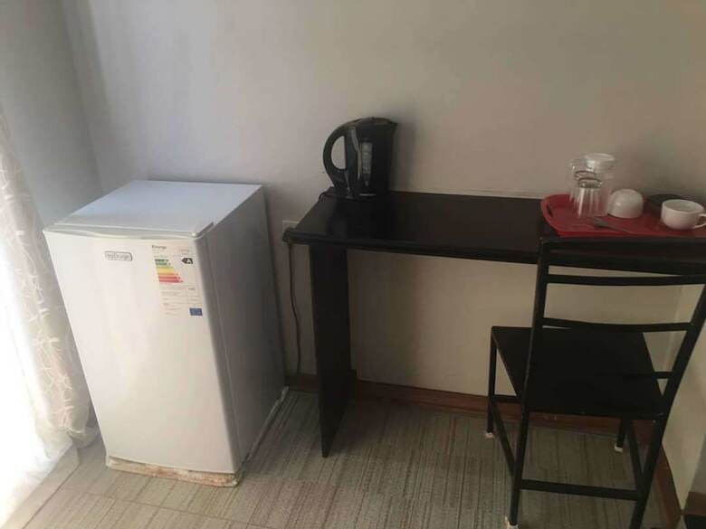 Hotel Eagle Suites Guest House