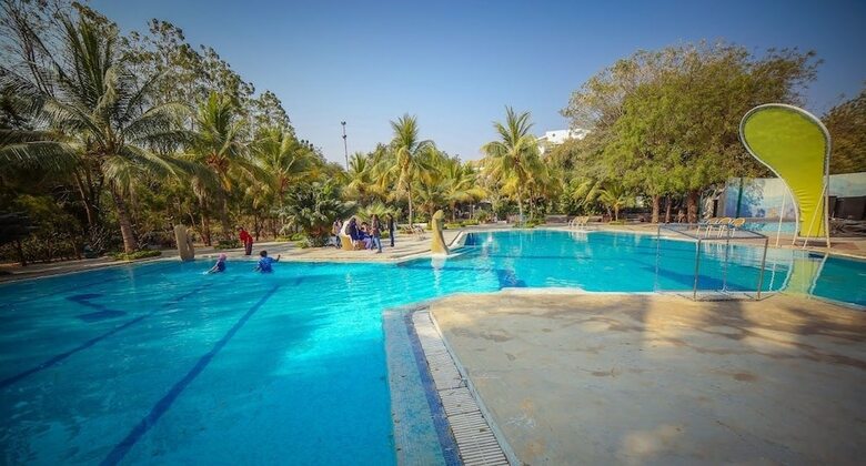 Hotel Lahari Resorts