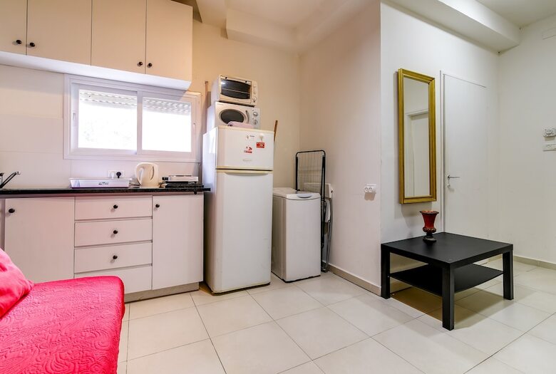 Central Apartment Next To Dizengoff St.