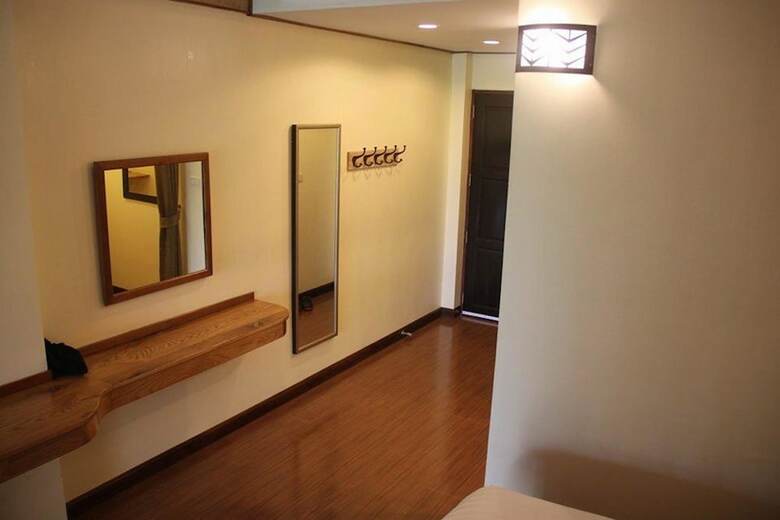 Hotel Baan Alisa Bed And Breakfast