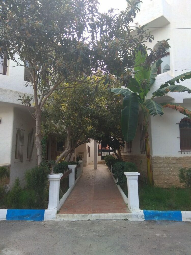 Apartamentos Residence Nohaila Cabo 1
