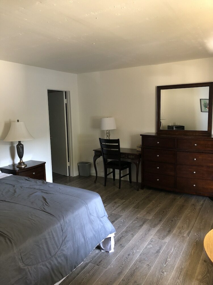 Kings Lodge Motel