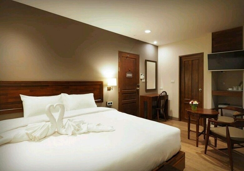 The Mangrove Hotel