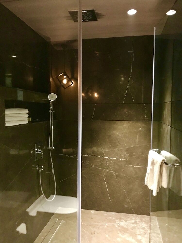 Hotel Levana Suites