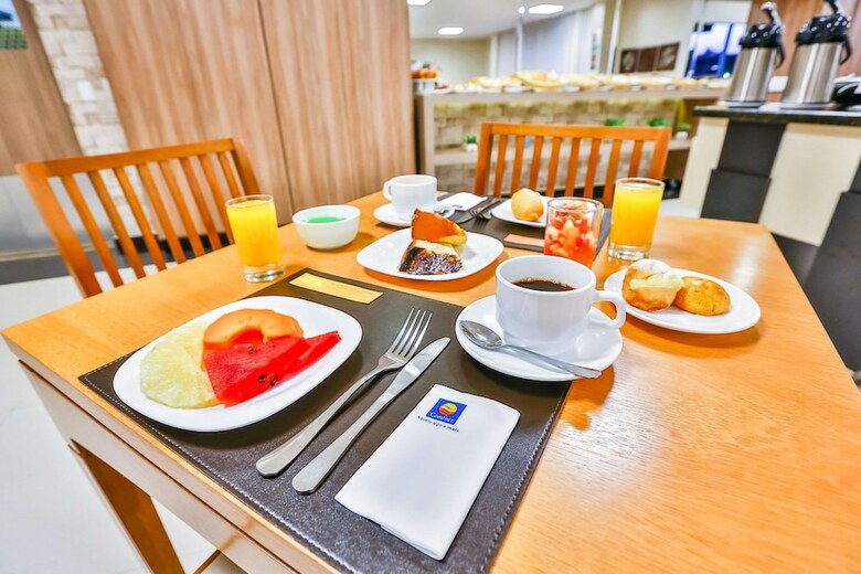 Comfort Hotel Mogi Gua�u