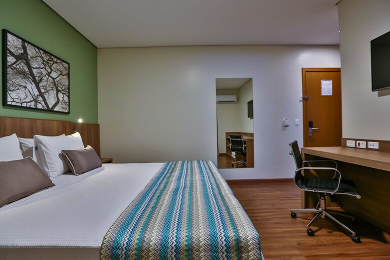 Comfort Hotel Mogi Gua�u