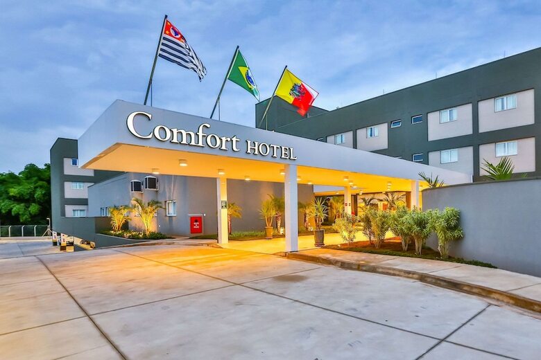 Comfort Hotel Mogi Gua�u