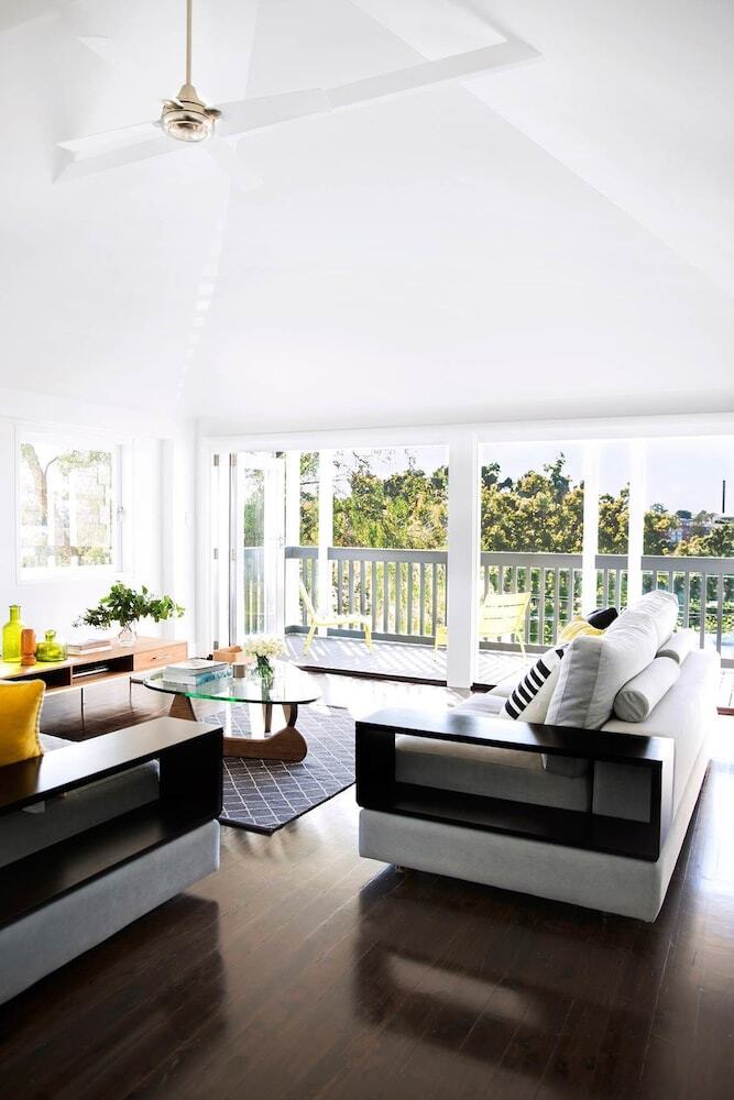 Stunning Family Home 5mins To Cbd H332