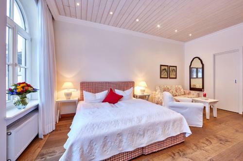 Hostal Hotel F�hrenhof Garni
