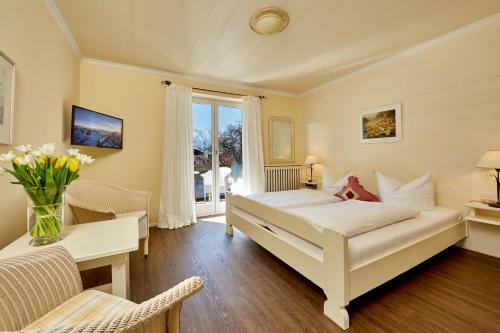 Hostal Hotel F�hrenhof Garni