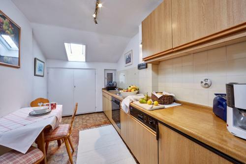 Hostal Hotel F�hrenhof Garni