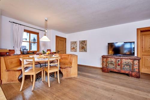 Hostal Hotel F�hrenhof Garni