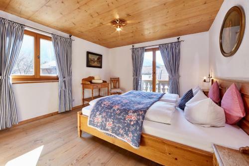 Hostal Hotel F�hrenhof Garni