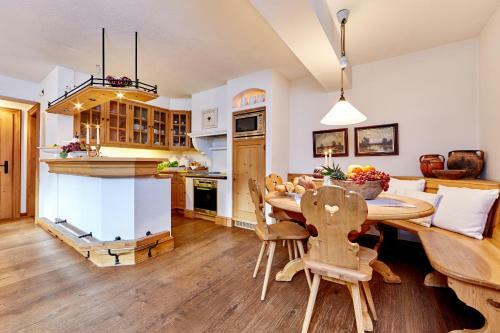 Hostal Hotel F�hrenhof Garni