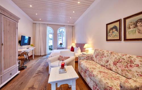 Hostal Hotel F�hrenhof Garni