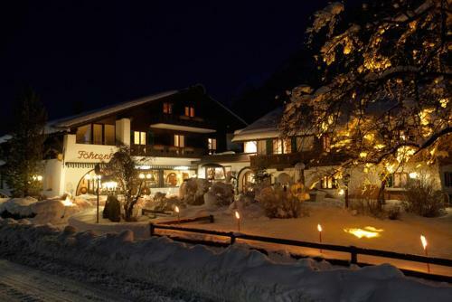 Hostal Hotel F�hrenhof Garni