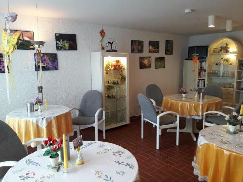 Hostal G�stehaus Hochrh�nblick