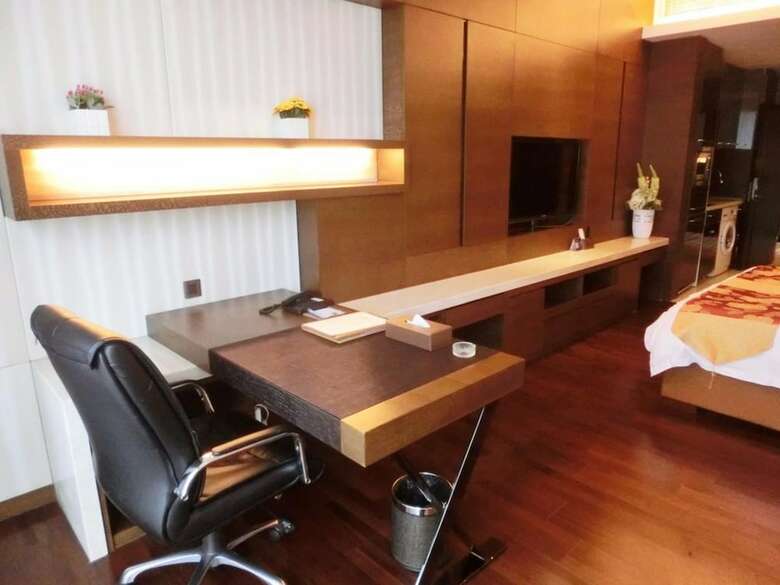 Estay Apartment Poly Central Pivot Gz