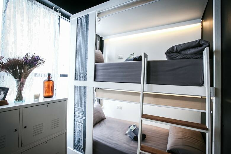 Hostal L'atelier Poshtel Phuket - Hostel