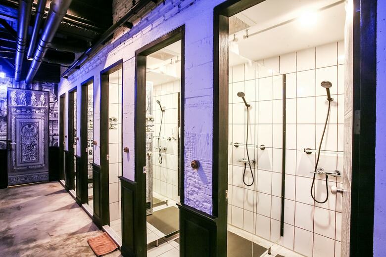 Hostal L'atelier Poshtel Phuket - Hostel