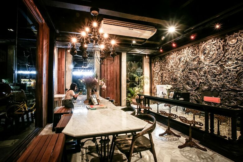 Hostal L'atelier Poshtel Phuket - Hostel
