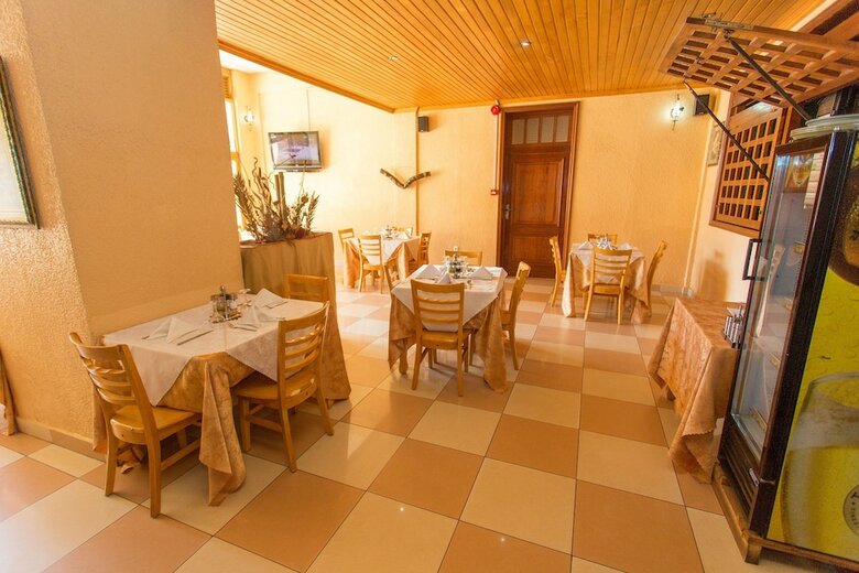Civitas Hotel