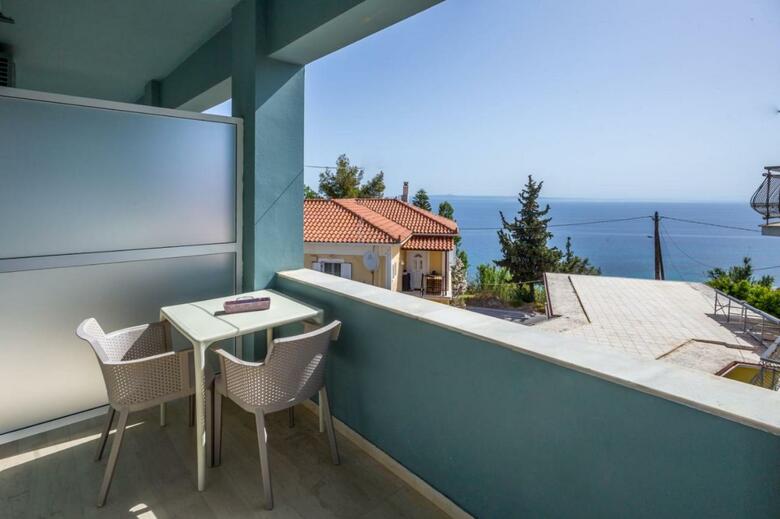 Hotel Blue Horizon Studios