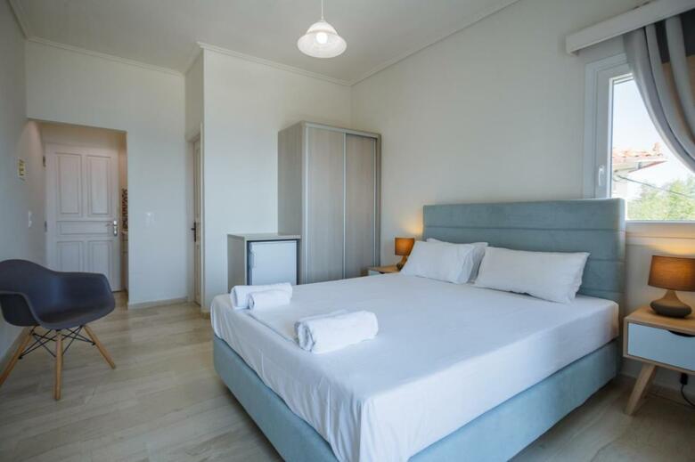 Hotel Blue Horizon Studios