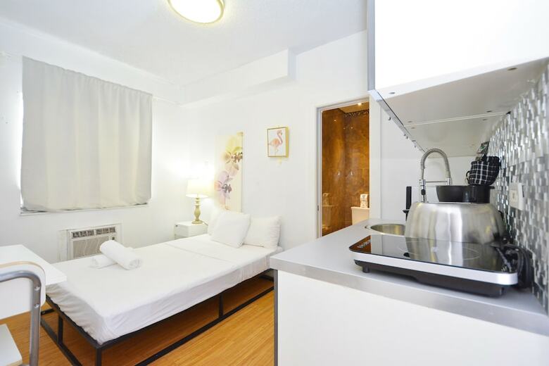Aparthotel 335 Ocean Walk Apartments
