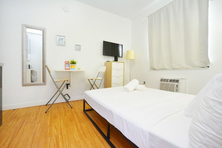 Aparthotel 335 Ocean Walk Apartments