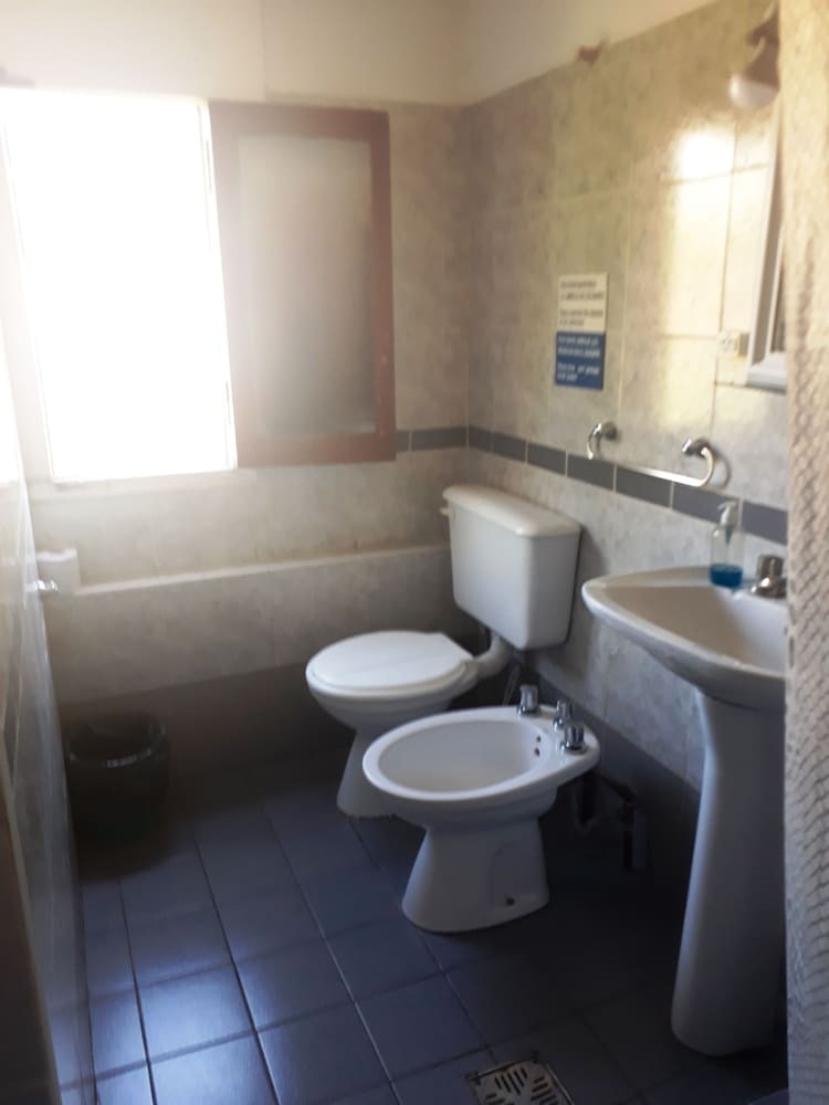 Hostal Estacion Mendoza Hostel