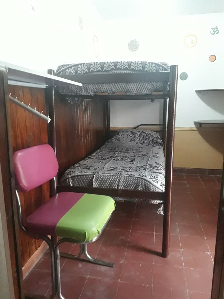 Hostal Estacion Mendoza Hostel