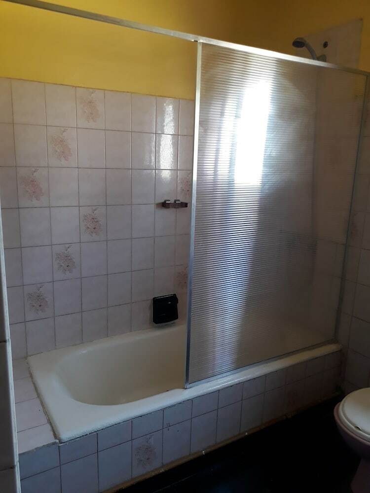 Hostal Estacion Mendoza Hostel