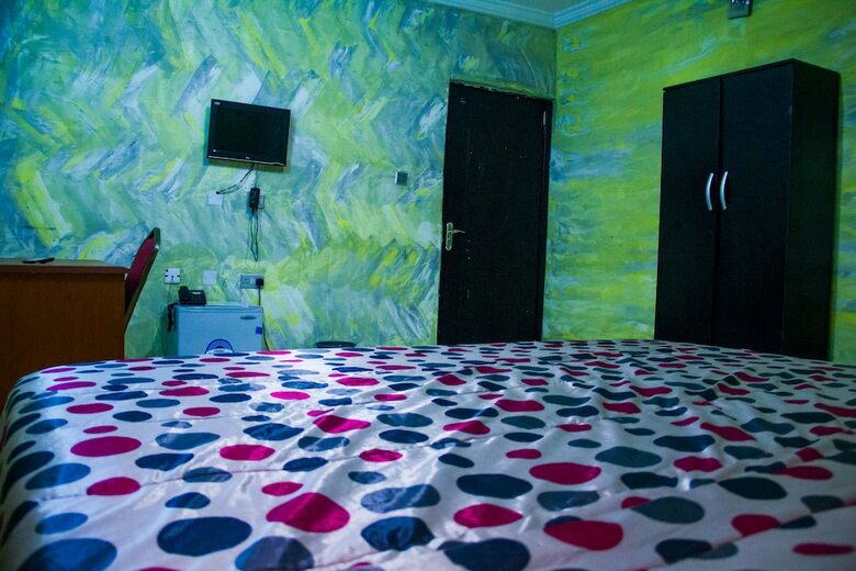 Hotel Glass House Annex