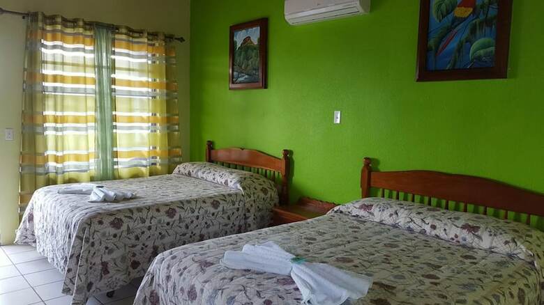 Hotel Anchorage Beach Resort