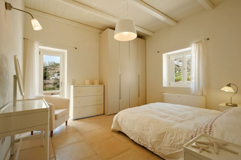 Athina Ios Villa