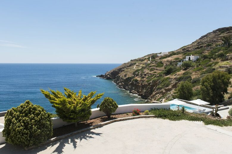 Athina Ios Villa