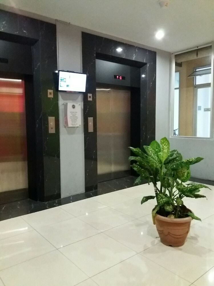 Ananda Apartments At Suites Metro