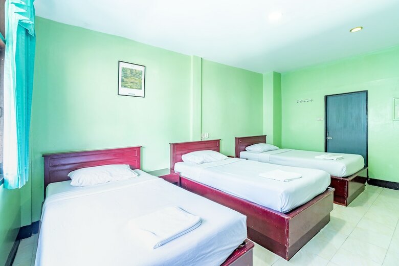 Hotel Woodlands Inn