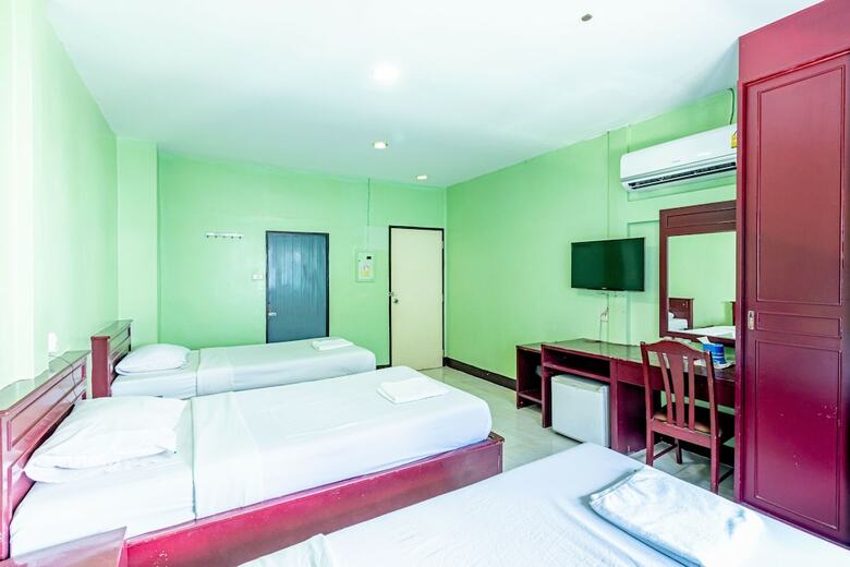 Hotel Woodlands Inn