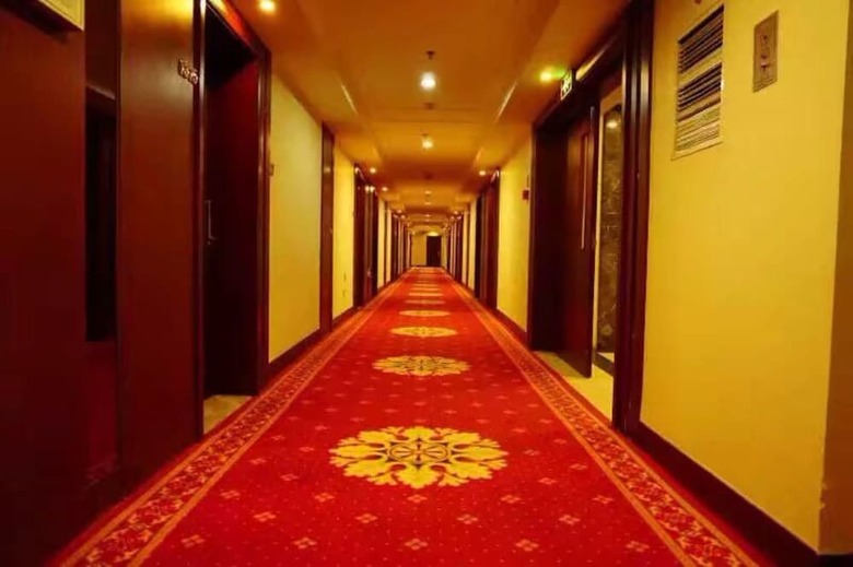 Xining Xibai Hotel