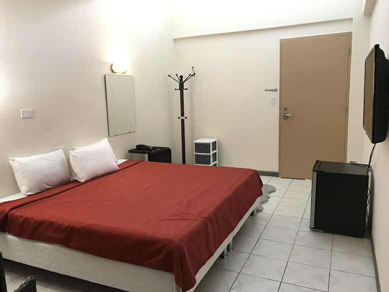 Guam Business Motel