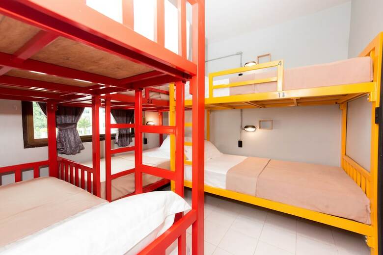 Hostal Tp Hostel Kata Beach Phuket