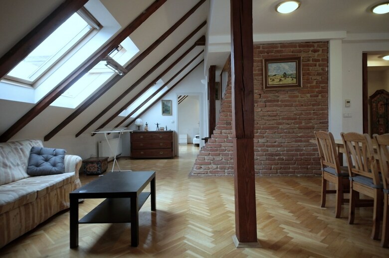 Generous Attic Apartment