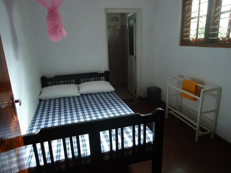Hotel Nishan Surf Inn