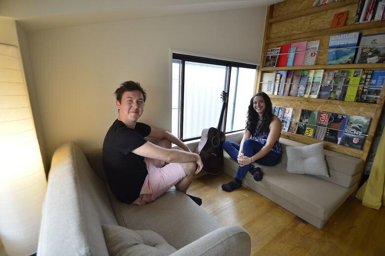 Hostal R Guest House - Hostel