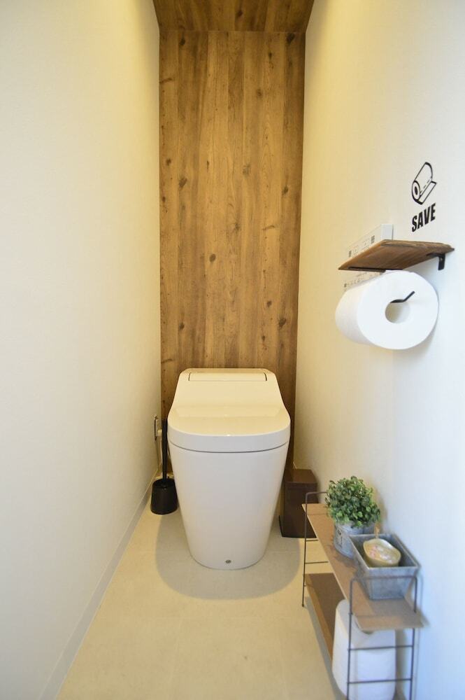 Hostal R Guest House - Hostel