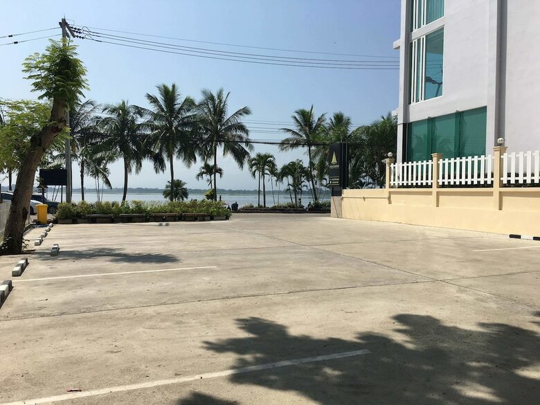 Phuglong Hotel